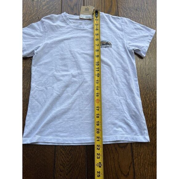 Patagonia Women's '73 Skyline Easy-Cut Responsibili-Tee White XS NWT - Picture 4 of 7